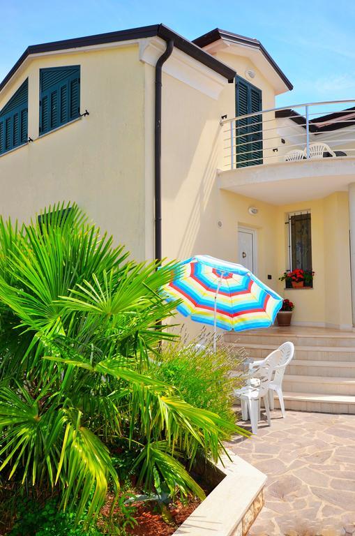 Apartments Sv. Pelegrin Umag Ngoại thất bức ảnh
