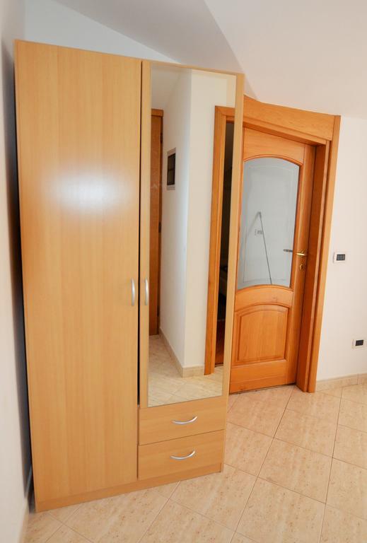 Apartments Sv. Pelegrin Umag Ngoại thất bức ảnh