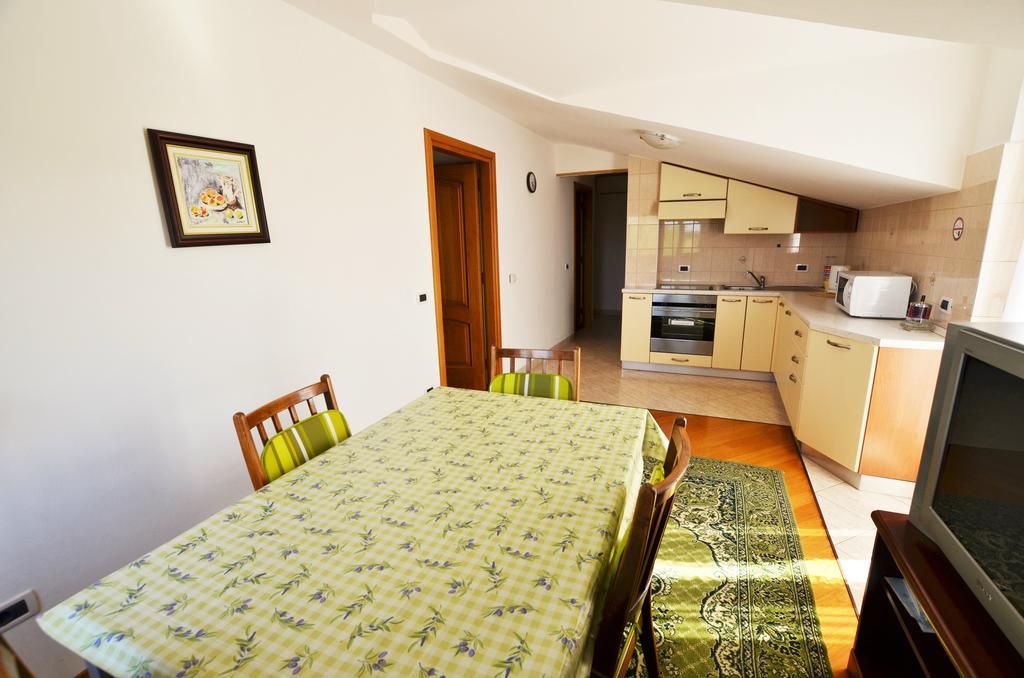 Apartments Sv. Pelegrin Umag Ngoại thất bức ảnh