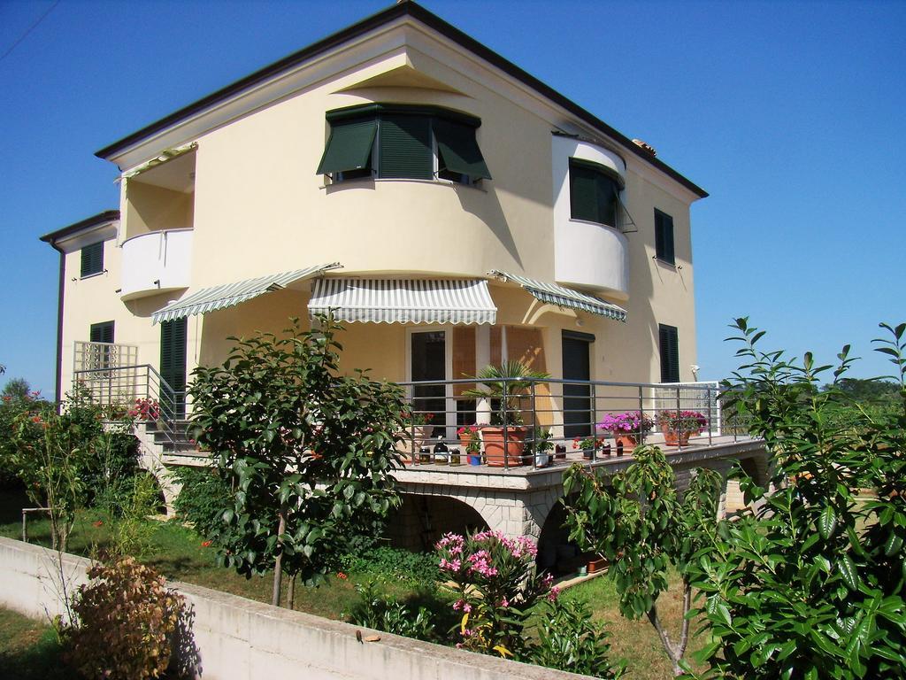 Apartments Sv. Pelegrin Umag Ngoại thất bức ảnh